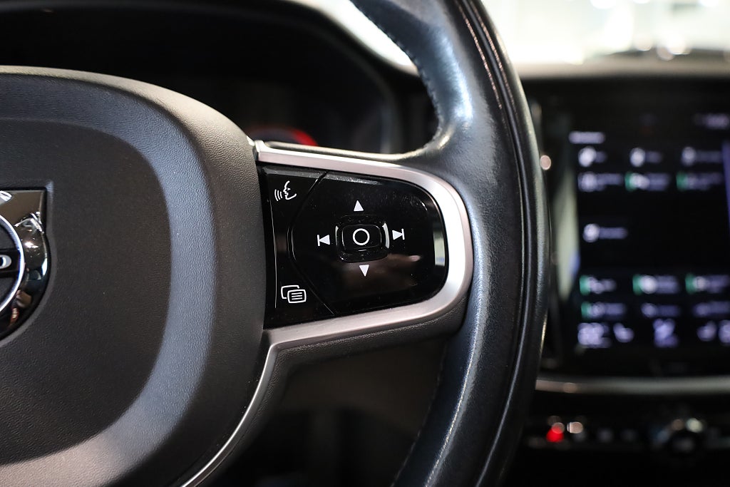 Volvo V60 Recharge T6 AWD AUT Inscription Drag VOC Keyless 2021