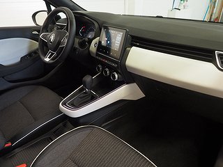 Halvkombi Renault Clio 15 av 22
