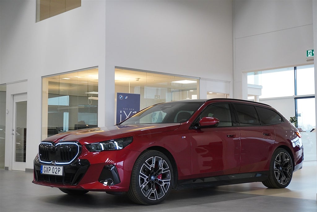 BMW i5 eDrive40 Touring | Ränta 3,99%