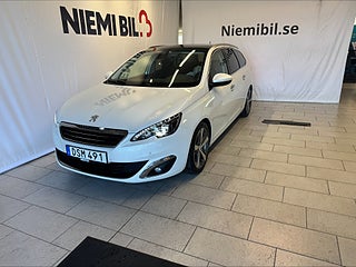 Peugeot 308 SW 1.2 Allure Panorama M-värmare Drag P-sens S&V