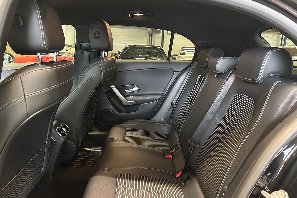Mercedes-Benz A 180 Base, Progressive Line
