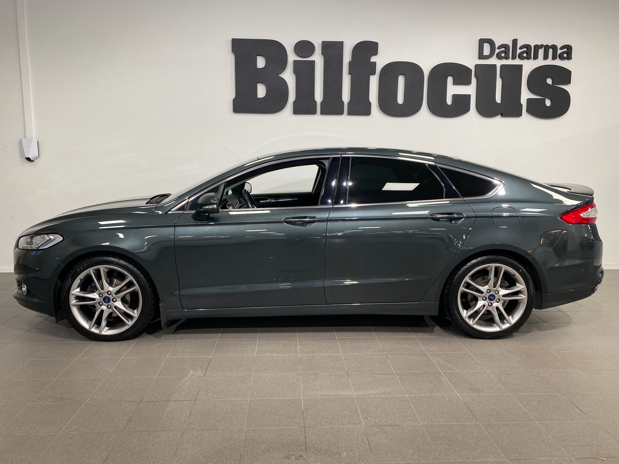 Ford Mondeo, photo 2/16