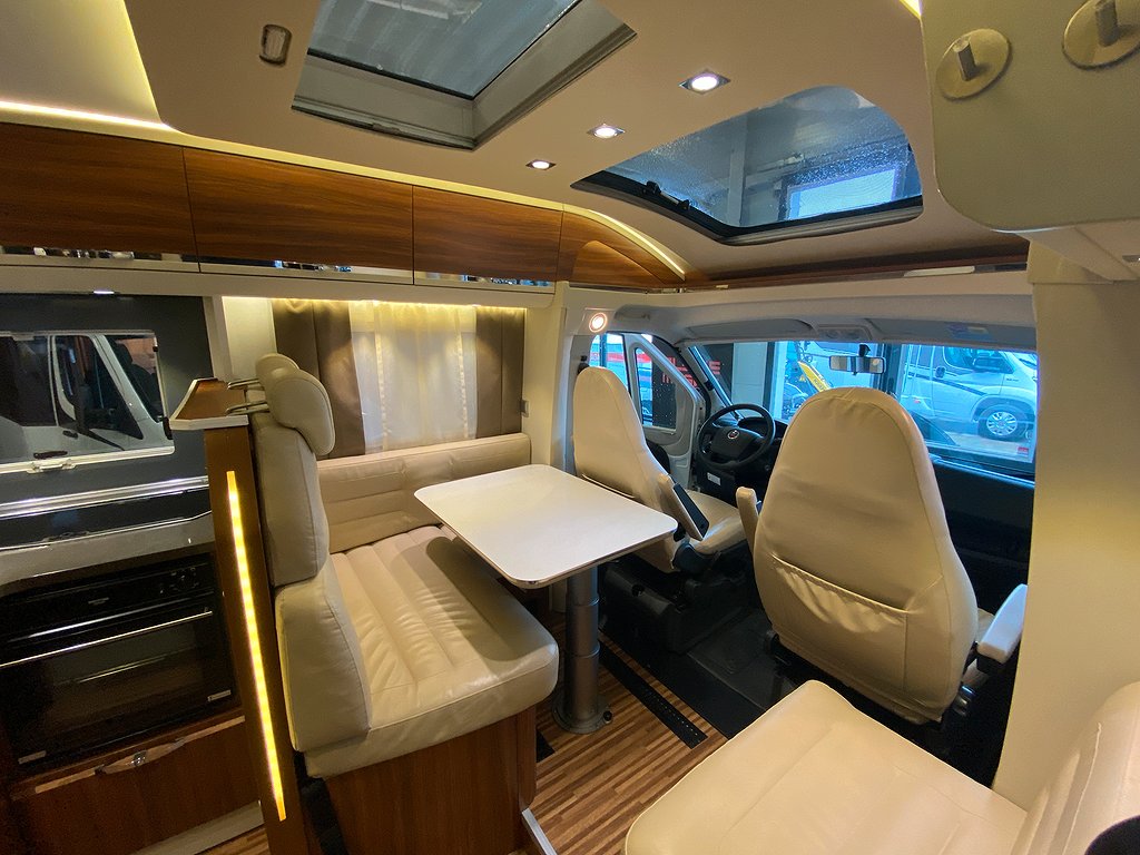 Adria Coral Supreme S 670 SL / ALDE / Dragkrok / Fint skick! - Adria