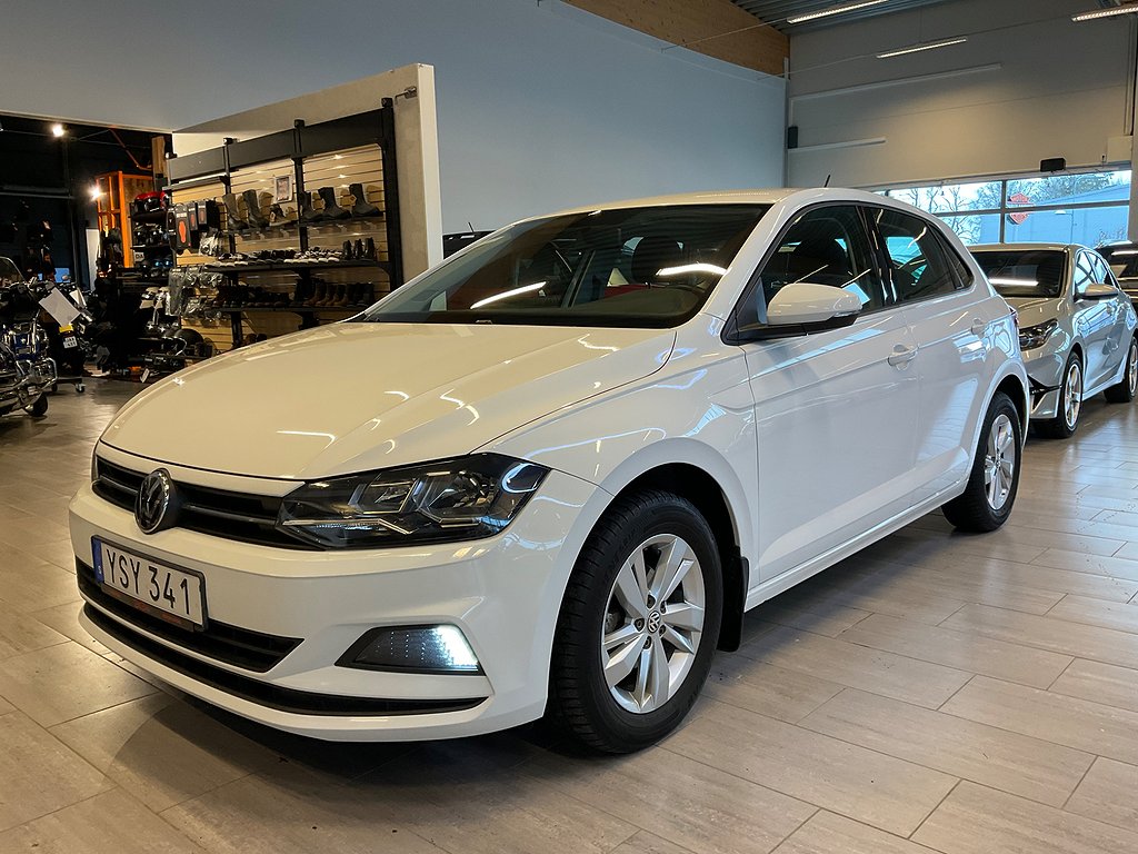 Volkswagen Polo 1.0 TSI 95hk DSG Automat Svenkssåld S&V-Hjul