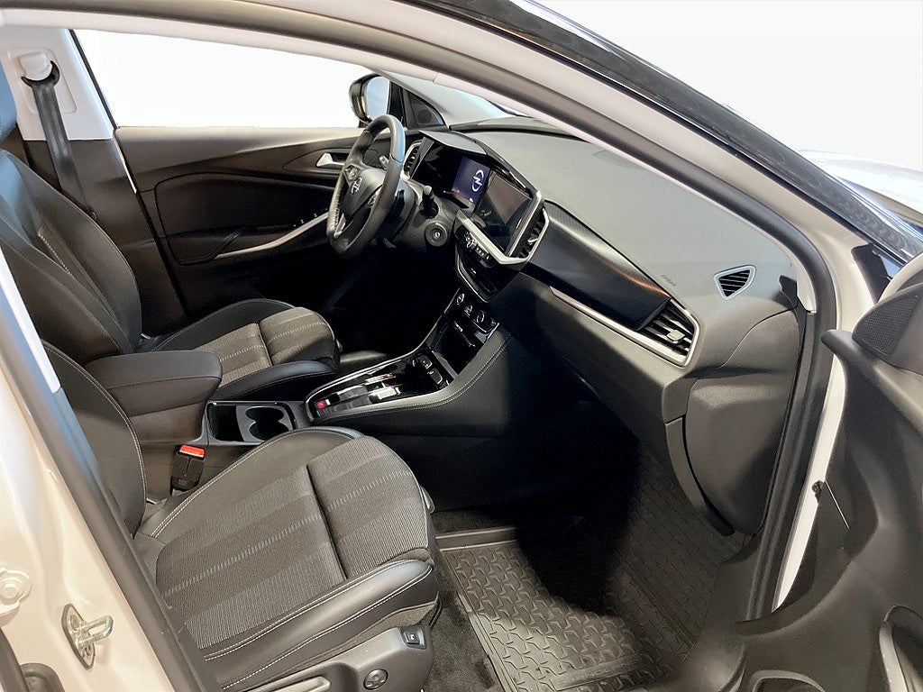 Bild på Opel Grandland GS-Line 1.2 Turbo 130hk Aut - B-KAMERA, EN ÄGARE