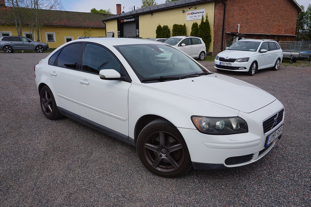 Volvo S40 T5 220hk/ AUT/ M-värmare