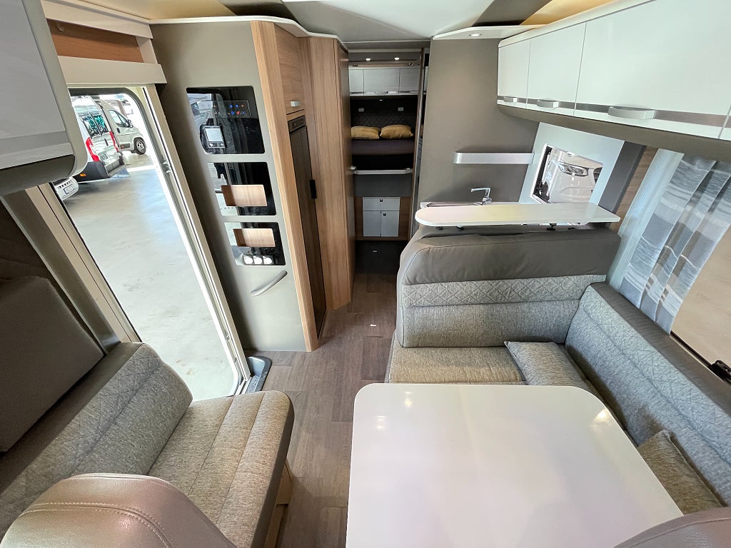 Adria Coral Plus 670 SC /Solcell/ALDE/Ugn/Automat 150hk/Dubbla bodelsb - Adria