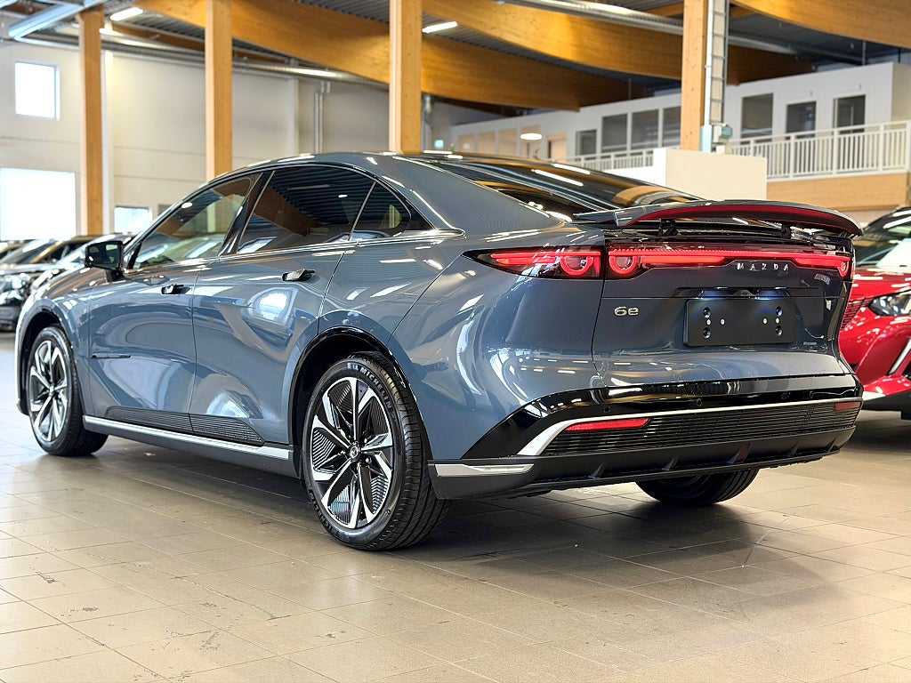 Mazda 6e Takumi / 0% ränta / Svart skinn / Panorama / Rattvärme