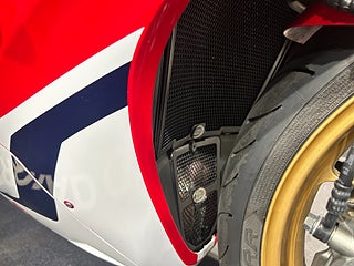 Honda CBR1000RR SP1 /3,45%/860mil/Yoshimura/Quickshifter