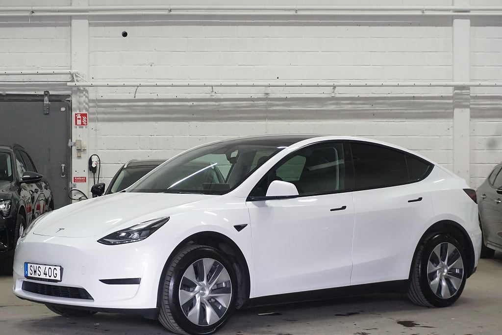 Tesla Model Y Standard Range RWD Vinterhjul Dragkrok