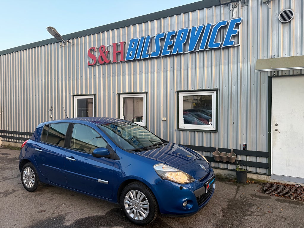 Renault Clio 5-dörrars Halvkombi 1.2 Ny kamrem Ny besiktad