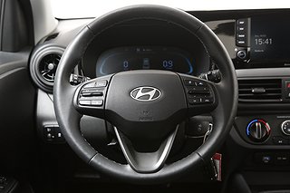 Halvkombi Hyundai i10 11 av 19