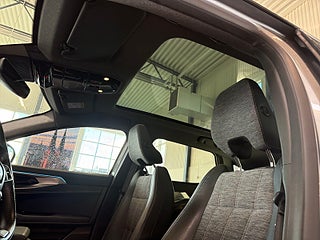 Renault Austral E-TECH MultiMode S&V-hjul/AdaptivFart/Pano/Kamera/Drag – bild 17