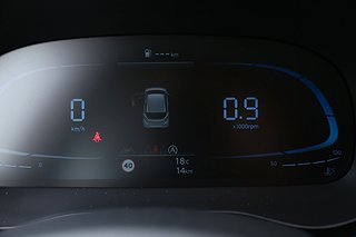 Halvkombi Hyundai i10 8 av 15