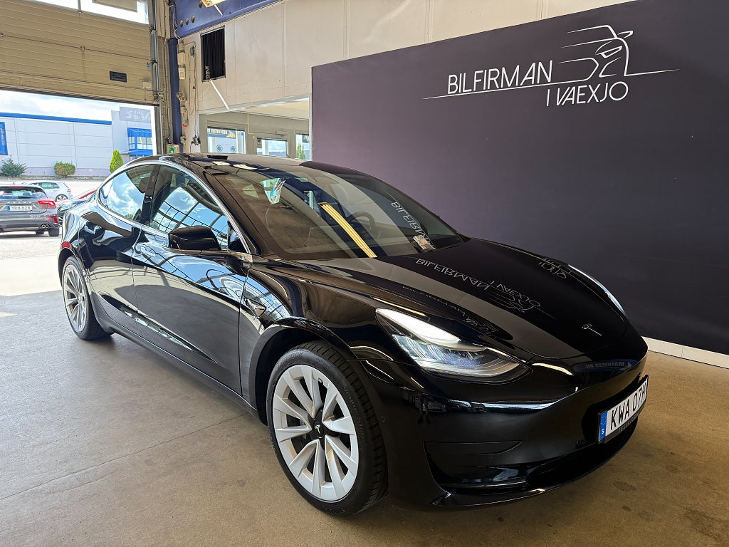 Tesla Model 3 Standard Range Plus 325hk