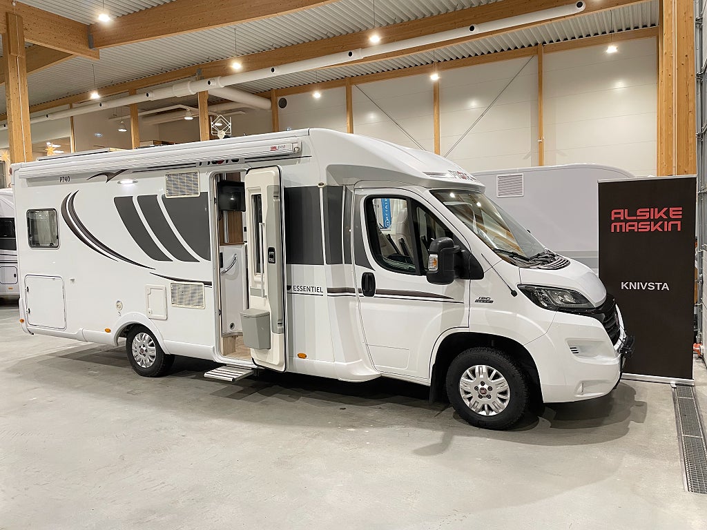 Pilote Essentiel P 740 GJ /ALDE/Solcell/B-körkort/Ugn/Långbäddar