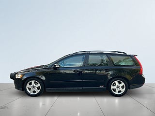 Volvo V50 1.8F 125hk Kinetic MoK-Värm/SoV-Däck/Dragkrok/ExtraLjus – bild 4