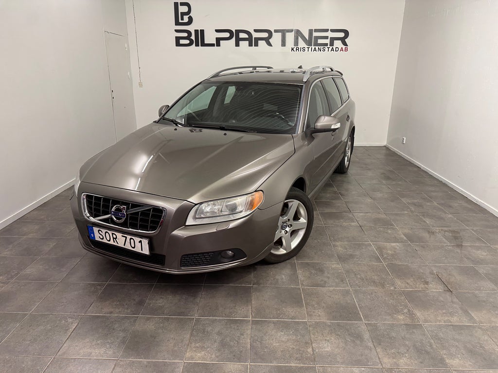 Volvo V70 < EPA TRAKTOR ? > 2.4D Geartronic Summum Euro 4