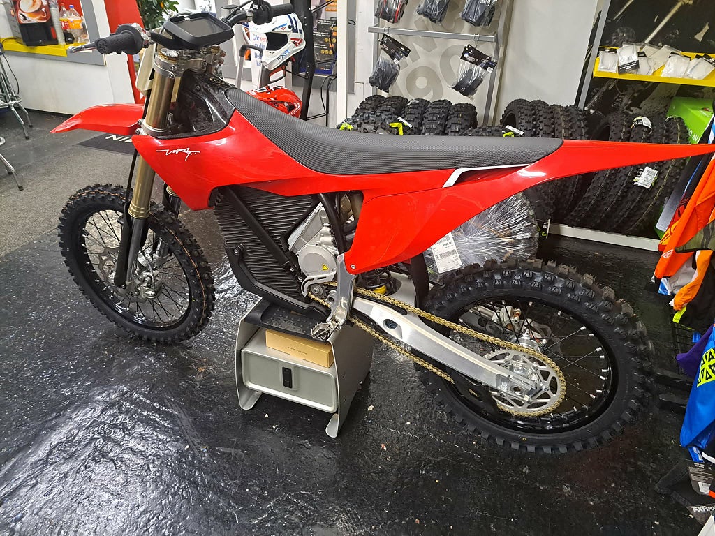 Stark Varg MX 1.2 Alpha NU I BUTIKEN 