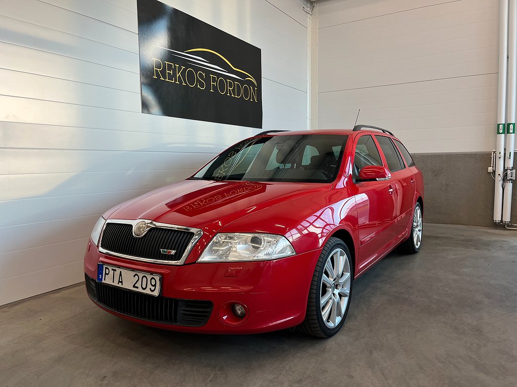 Skoda Octavia Combi RS 2.0 TDI DSG Sekventiell, 170hk P-Senso