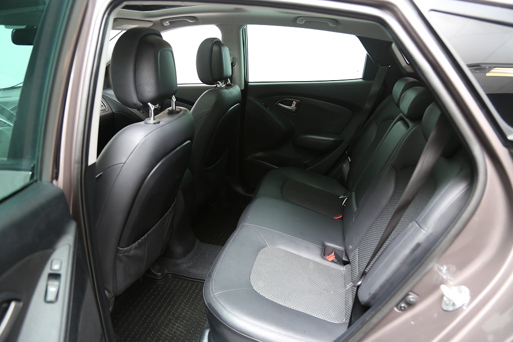 Hyundai ix35 2,0 163hk 4WD Aut Kamera I Panorama I Navi I 5246 mil 2012
