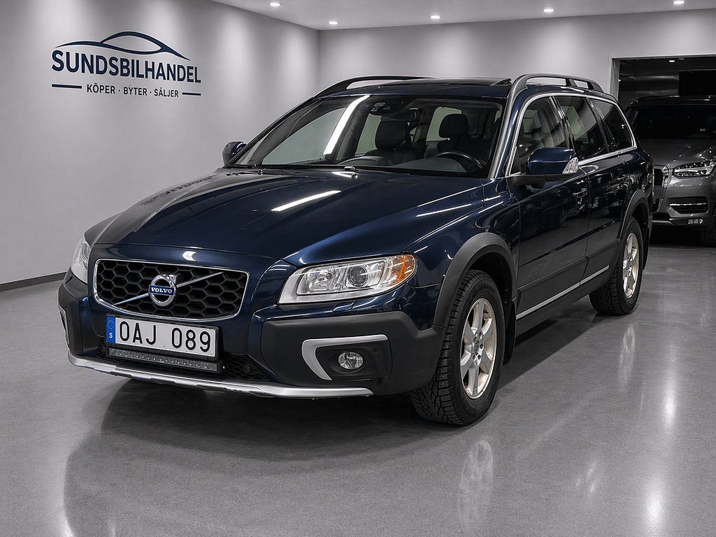 Volvo XC70 D4 AWD Summum Taklucka Navi Blis Drag 1,95%KampanjRänta