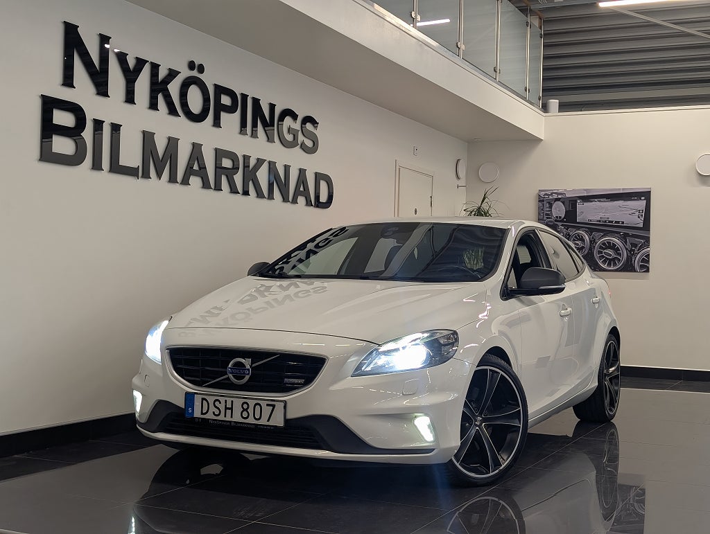Volvo V40 D4 Geartronic, 190hk Momentum, R-Design Värmare