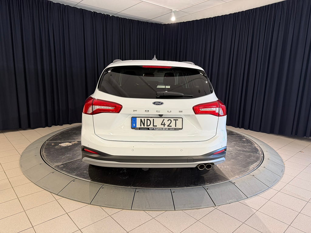 Ford Focus 2022 - miniatyr 5