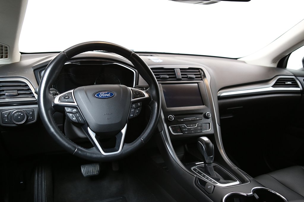 Ford Mondeo Kombi 1.5 EcoBoost Titanium Gas 165hk |Låga mil| 2019