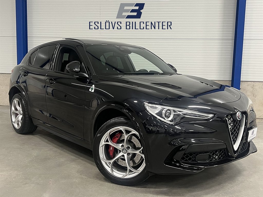 Alfa Romeo Stelvio Quadrifoglio 2.9 V6 510 HK Q4 / Panorama / Backkamera /