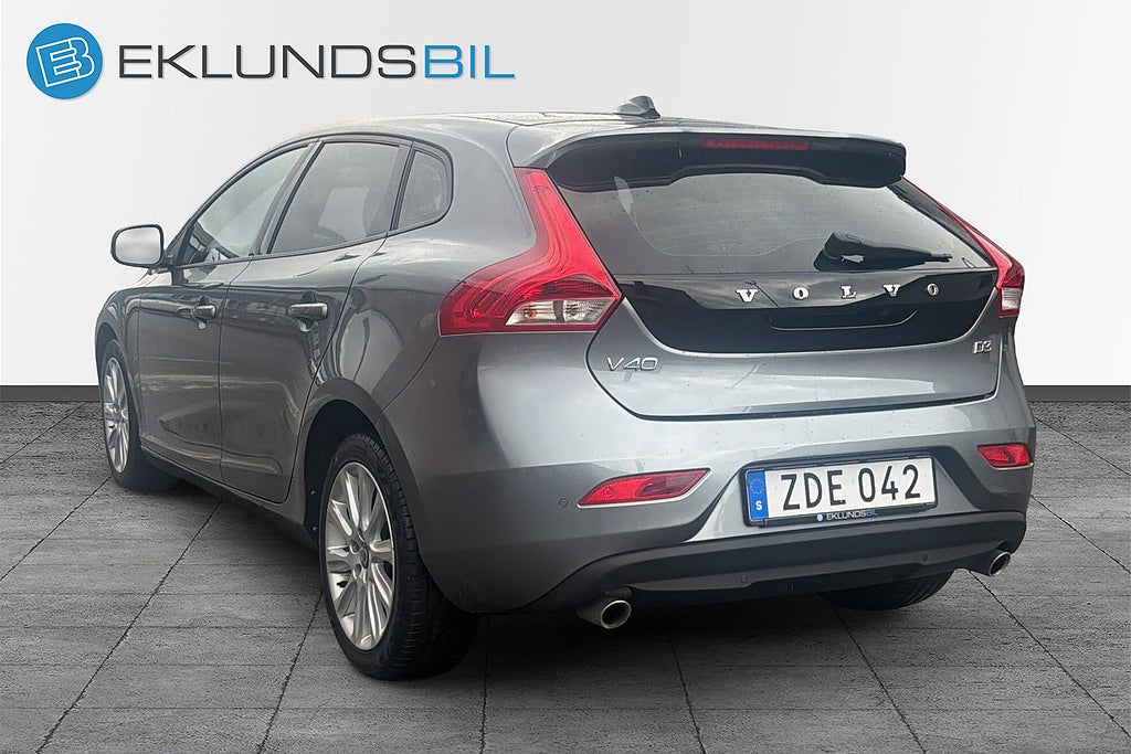 Volvo V40 2018
