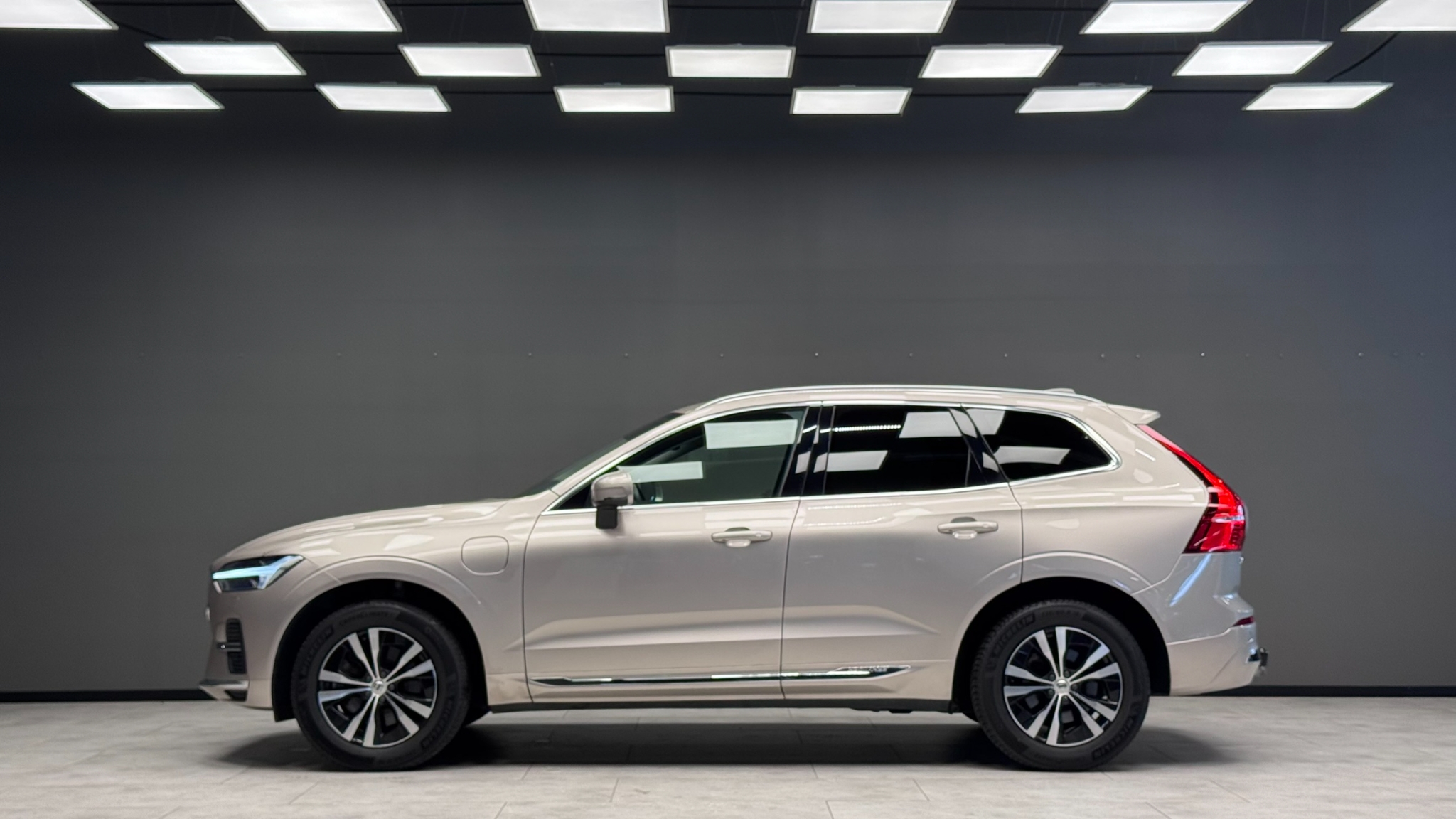 Volvo XC60 2023, bild 6/51