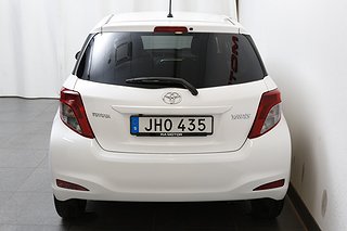 Halvkombi Toyota Yaris 7 av 19