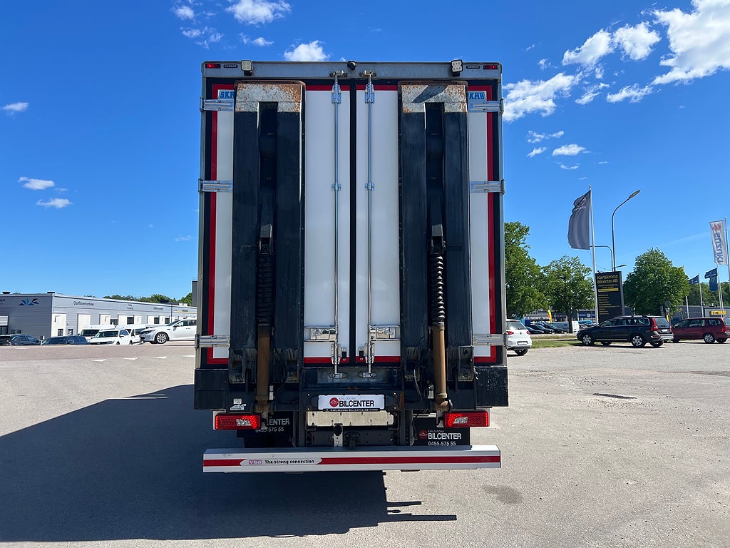 Scania G320 4x2 Maskintransport, Borrigg, Servicebil