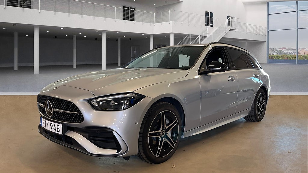 Mercedes-Benz C 300 T e AMG / Night Package / Värmare