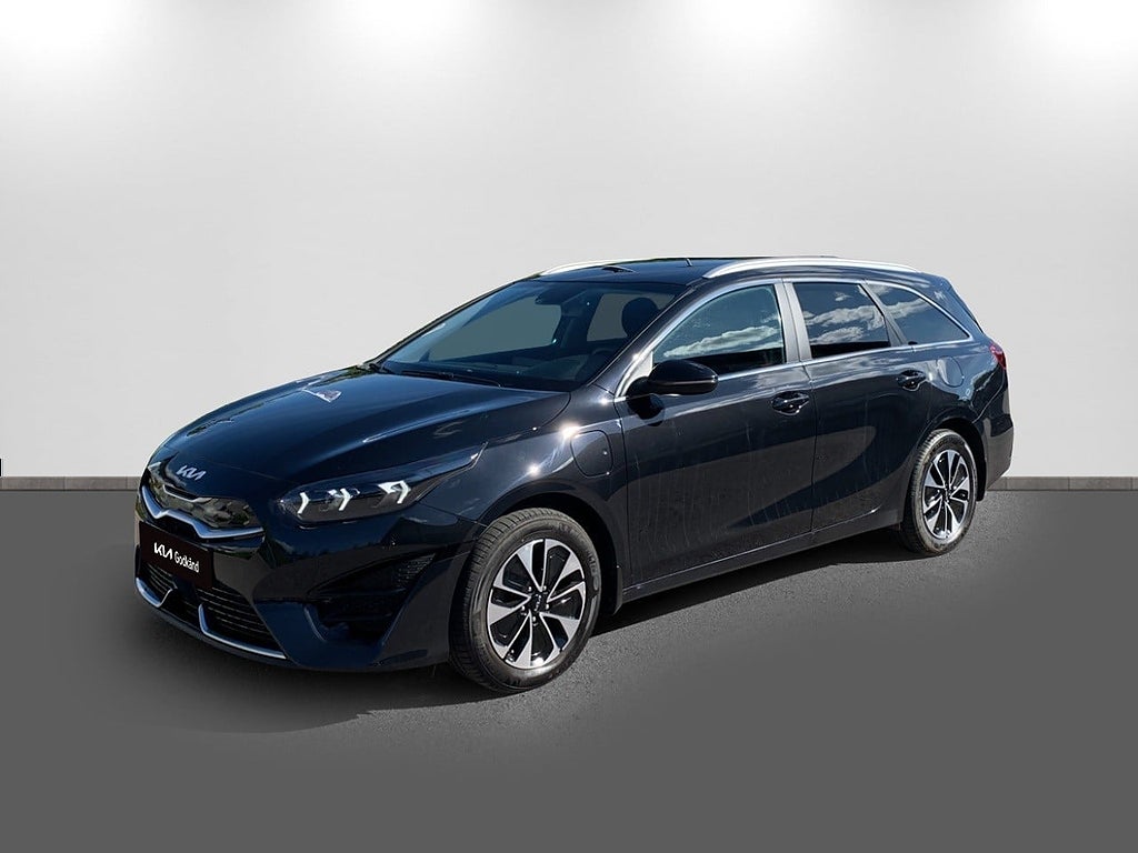 Kia Ceed SW PHEV DCT6 Action