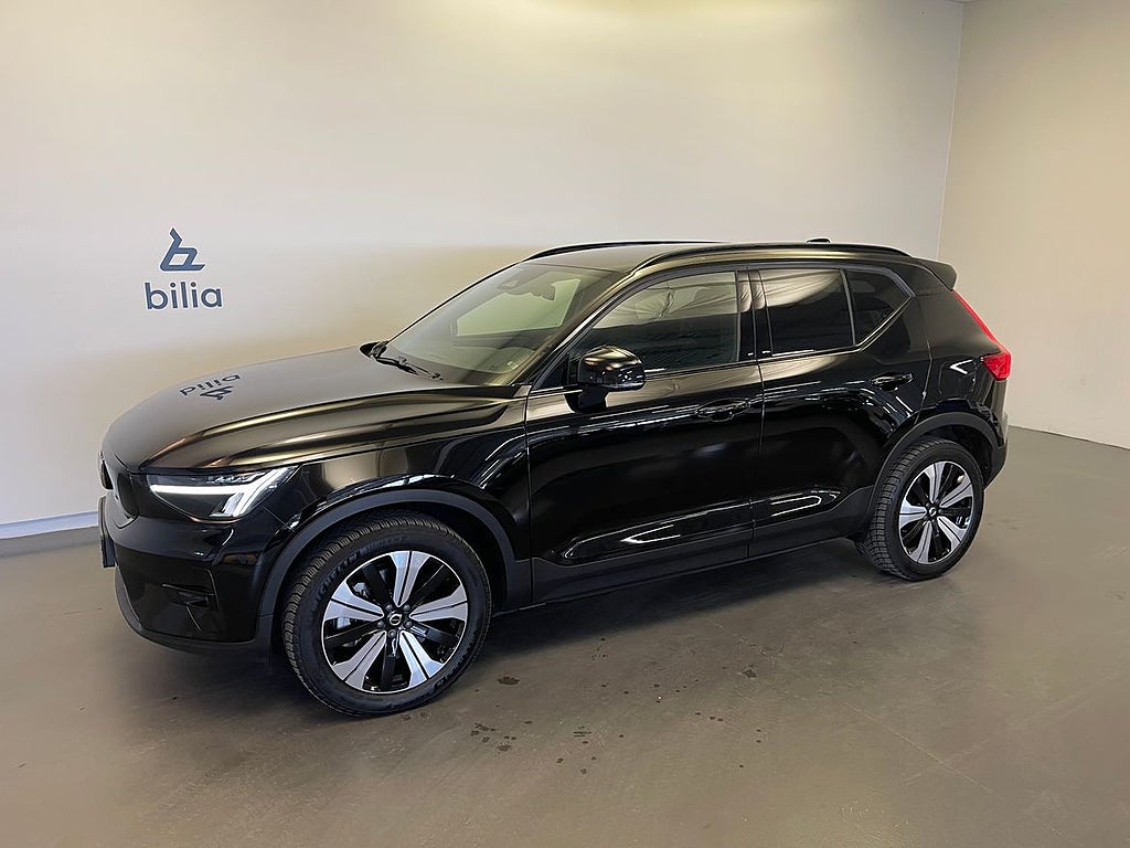 Volvo XC40 Recharge Single Motor Plus / Navigation / Mörkt tonade rutor / B
