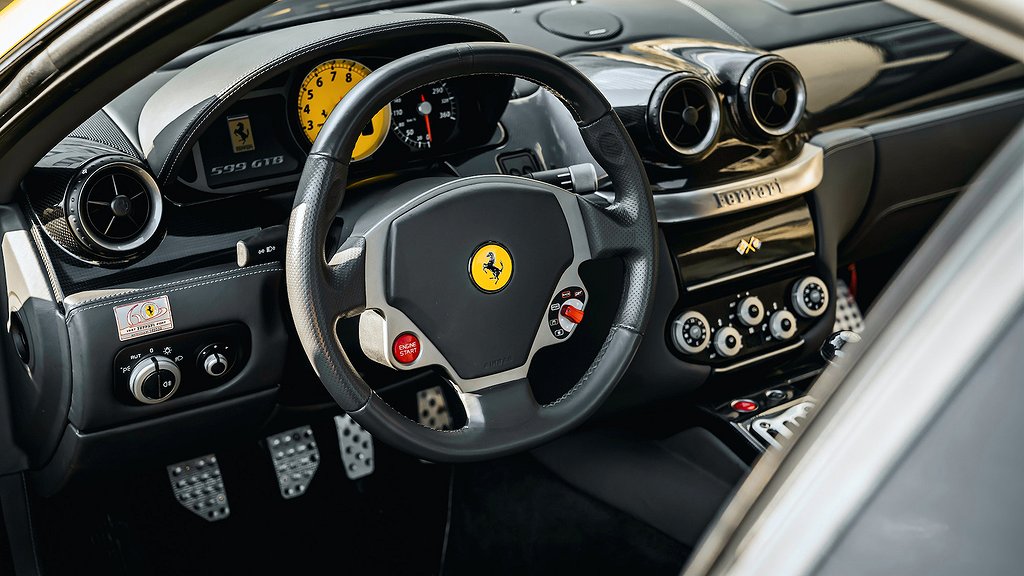 Ferrari 599 GTB Fiorano har rullat 2 937,3 mil. Foto: Collecting Cars 