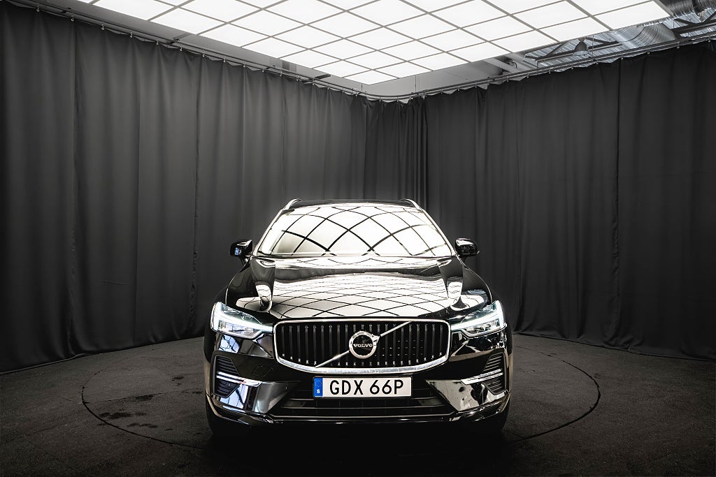 Volvo XC60 B4 AWD DRAG KAMERA D-VÄRMARE CARPLAY GOOGLE MOMS 197hk