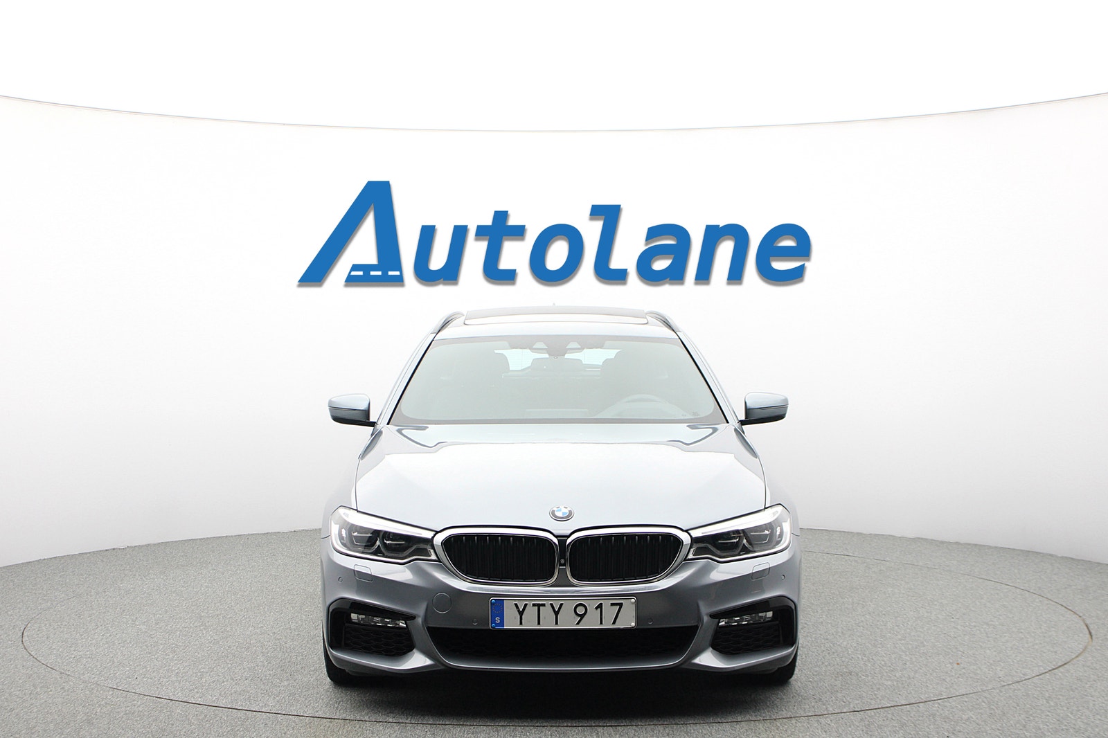 BMW 540d xDrive Touring Steptronic, 320hp, 2018