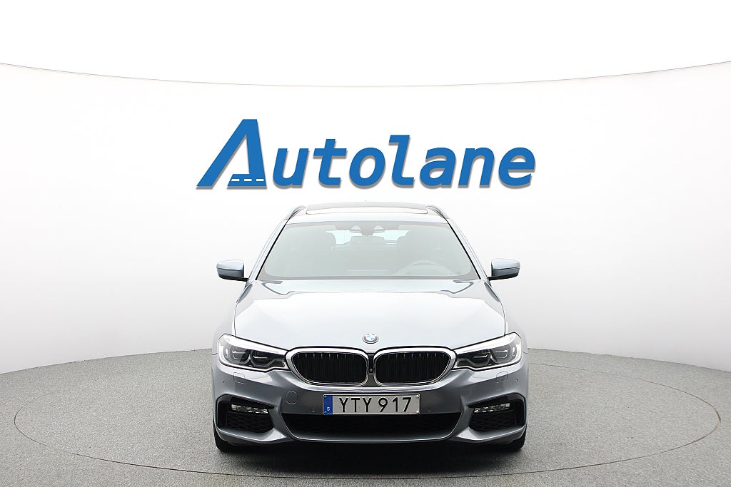 BMW 540D xDrive Touring M Sport Pano,H/K,HUD,Drag,360°,Värmare