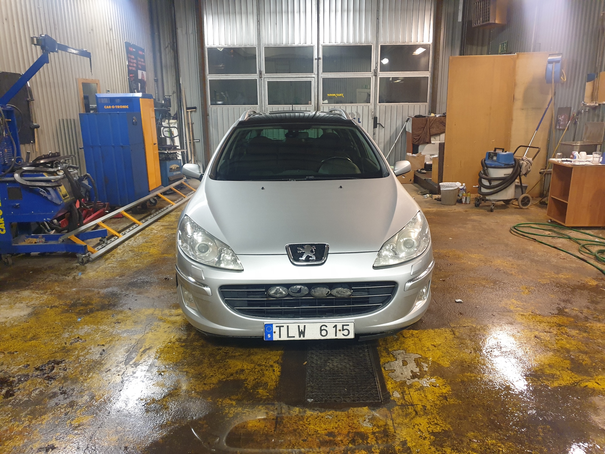 Peugeot 407