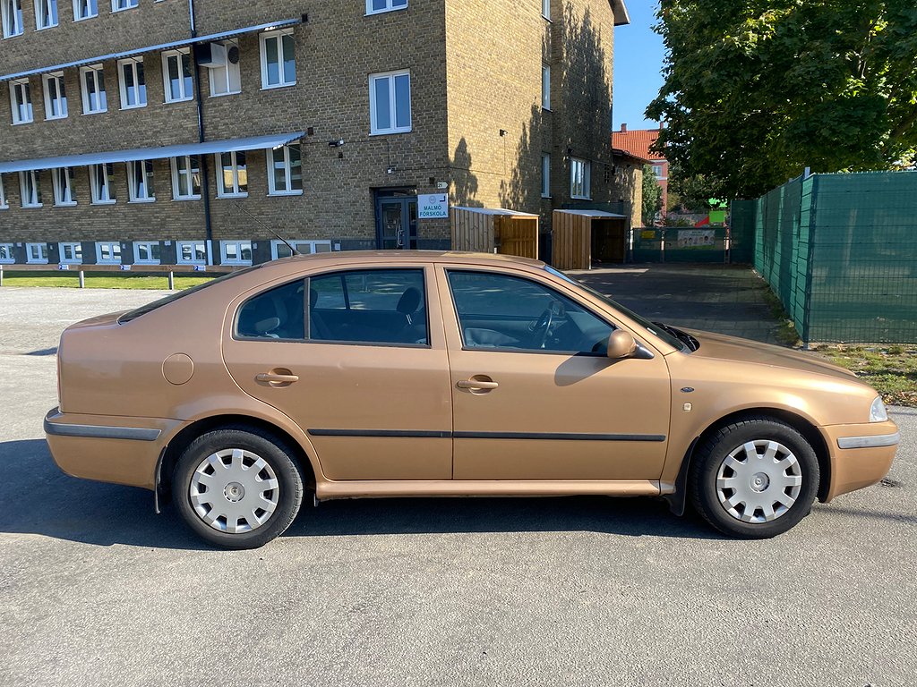 Skoda Octavia Tour 1.6 MPI Euro 4