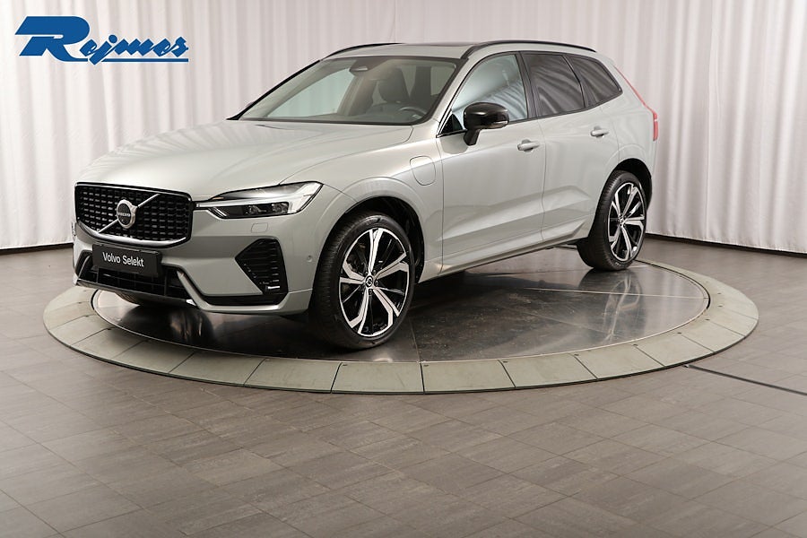 Volvo XC60 T6 Plus Dark Edition/Pano/360kam/Elstol