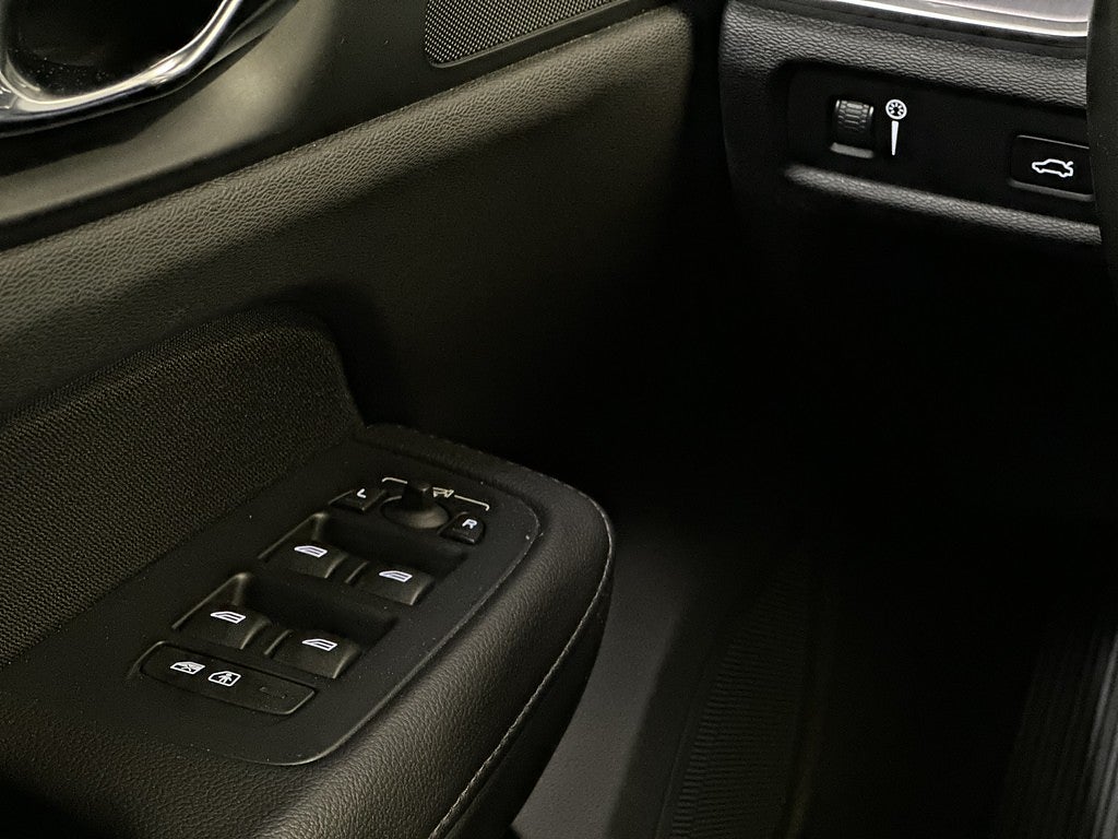 Volvo V60 D3 Geartronic Momentum | NYKAMREM | ADAPTIV | SENSOR |