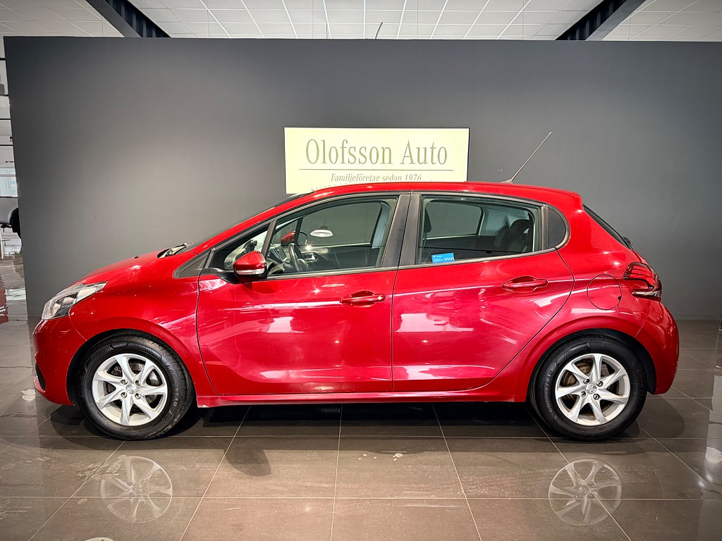 Peugeot 208 1.2 PureTech 5-dörrars - bild 2