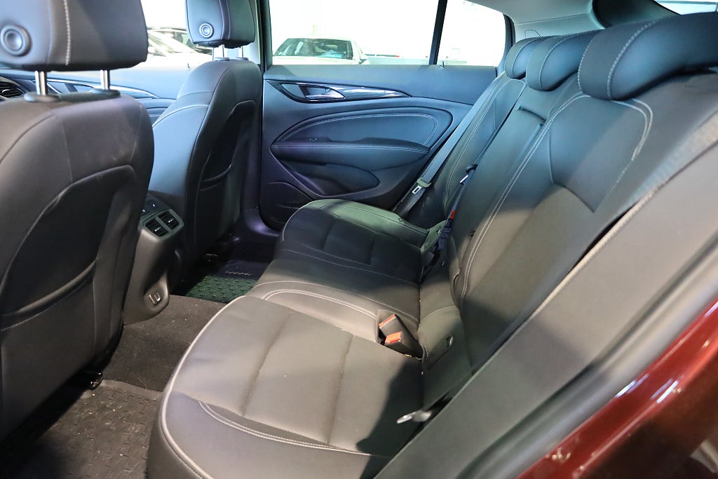 Opel Insignia Grand Sport 1.5 Turbo OPC-Line AUT Navi Kamera M-Värme 2018