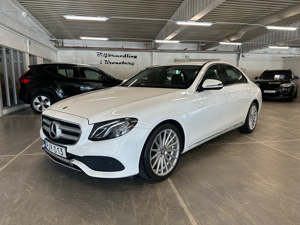 Mercedes-Benz E 220 d 4MATIC 9G Avantgarde Värmare Kamera Ambient