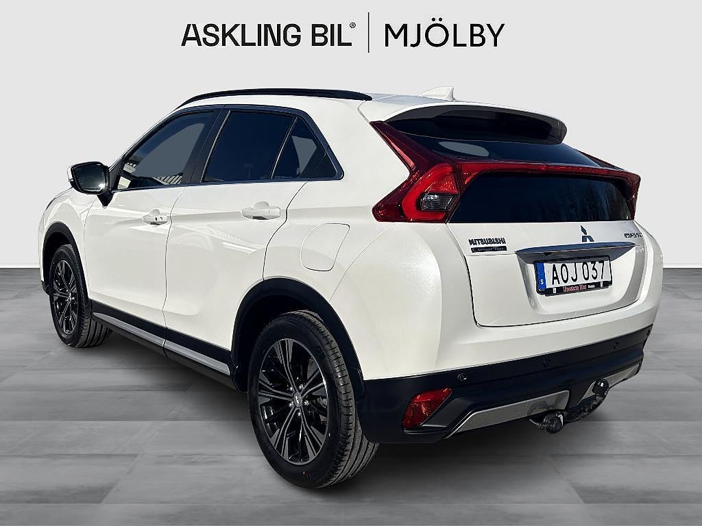 Mitsubishi Eclipse Cross 2018 - miniatyr 2