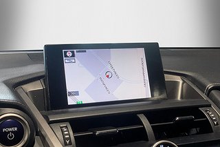 SUV Lexus NX 22 av 25